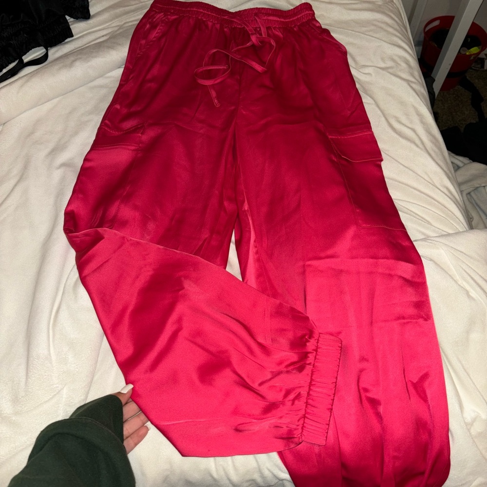 Silky cargo pants
